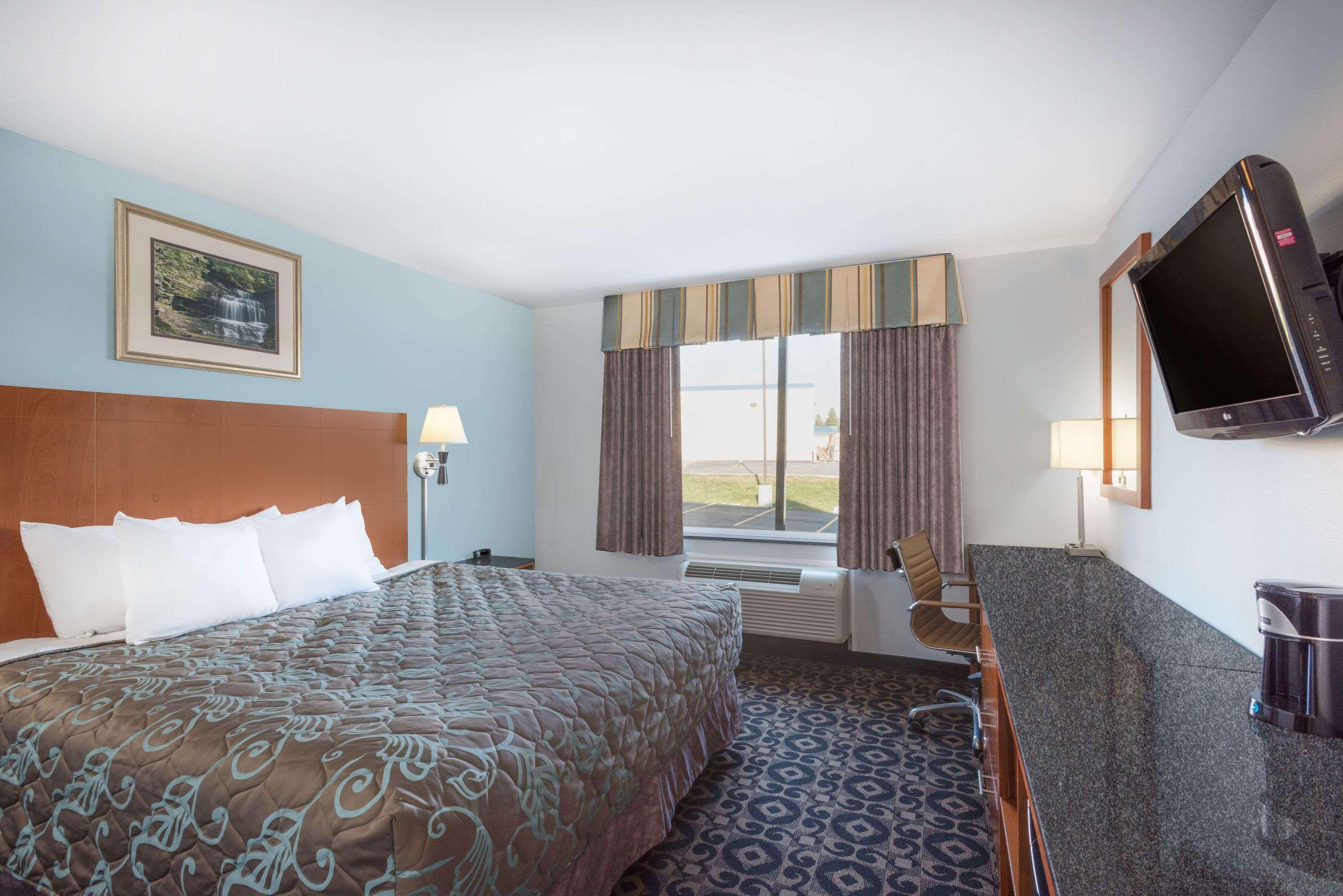 Days Inn By Wyndham Watertown Fort Drum Evans Mills Exteriér fotografie