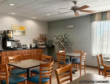Days Inn By Wyndham Watertown Fort Drum Evans Mills Exteriér fotografie